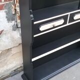 Bar and shelf