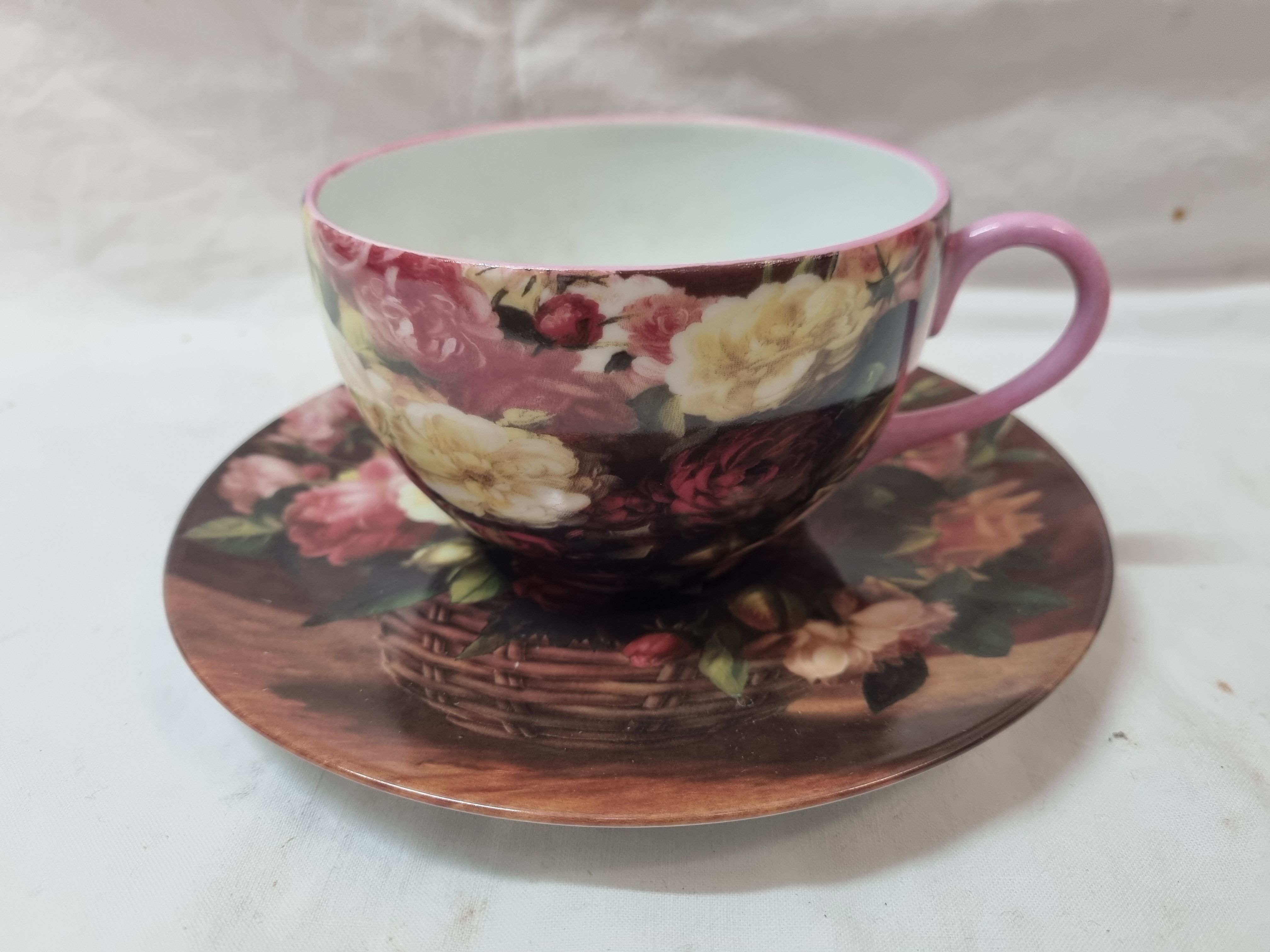 Tasse à thé porcelaine de Limoges, art du Gruou