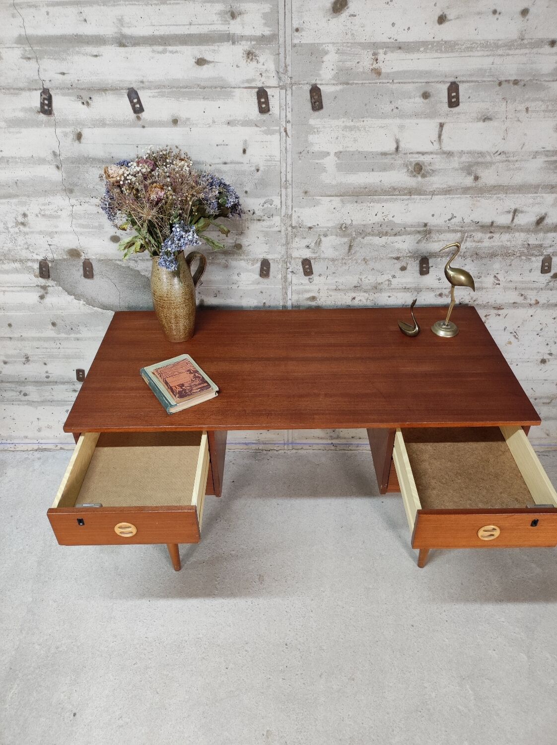 Bureau vintage