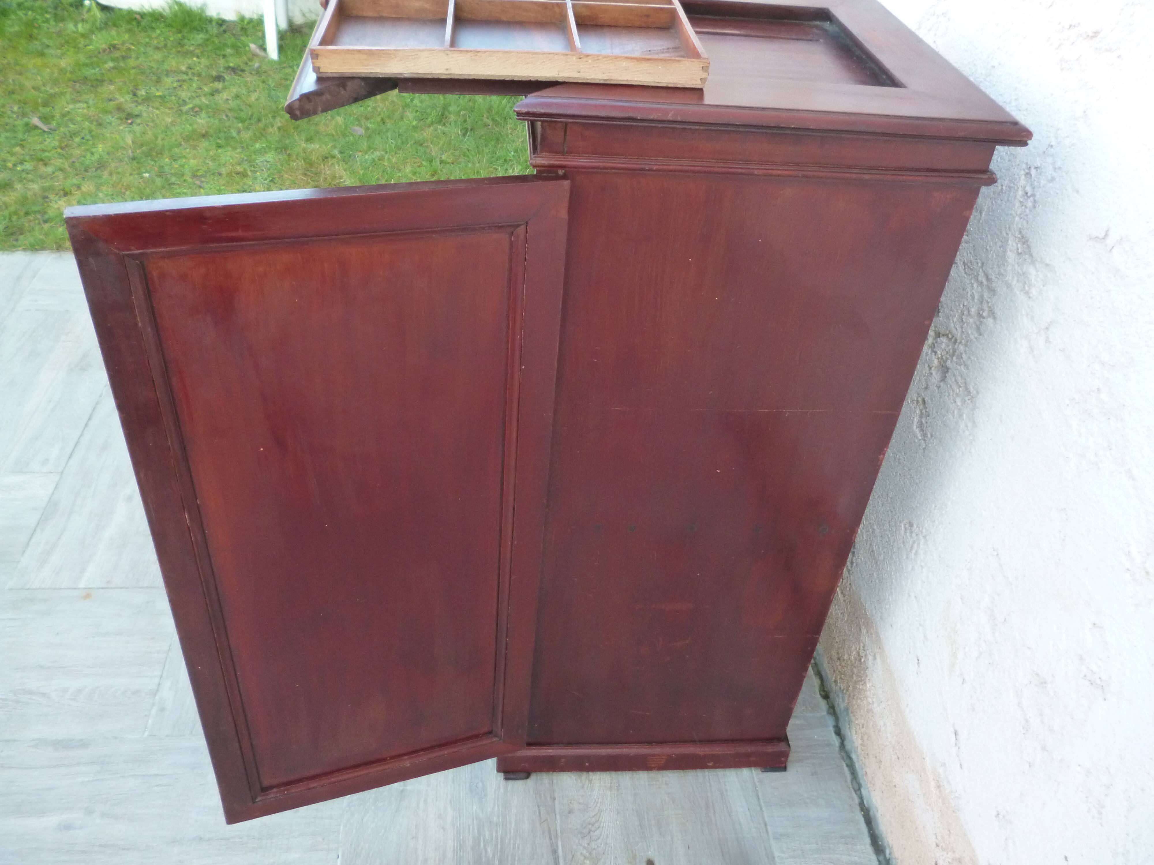 Watchmaker's trade furniture jeweler with antique mahogany secret