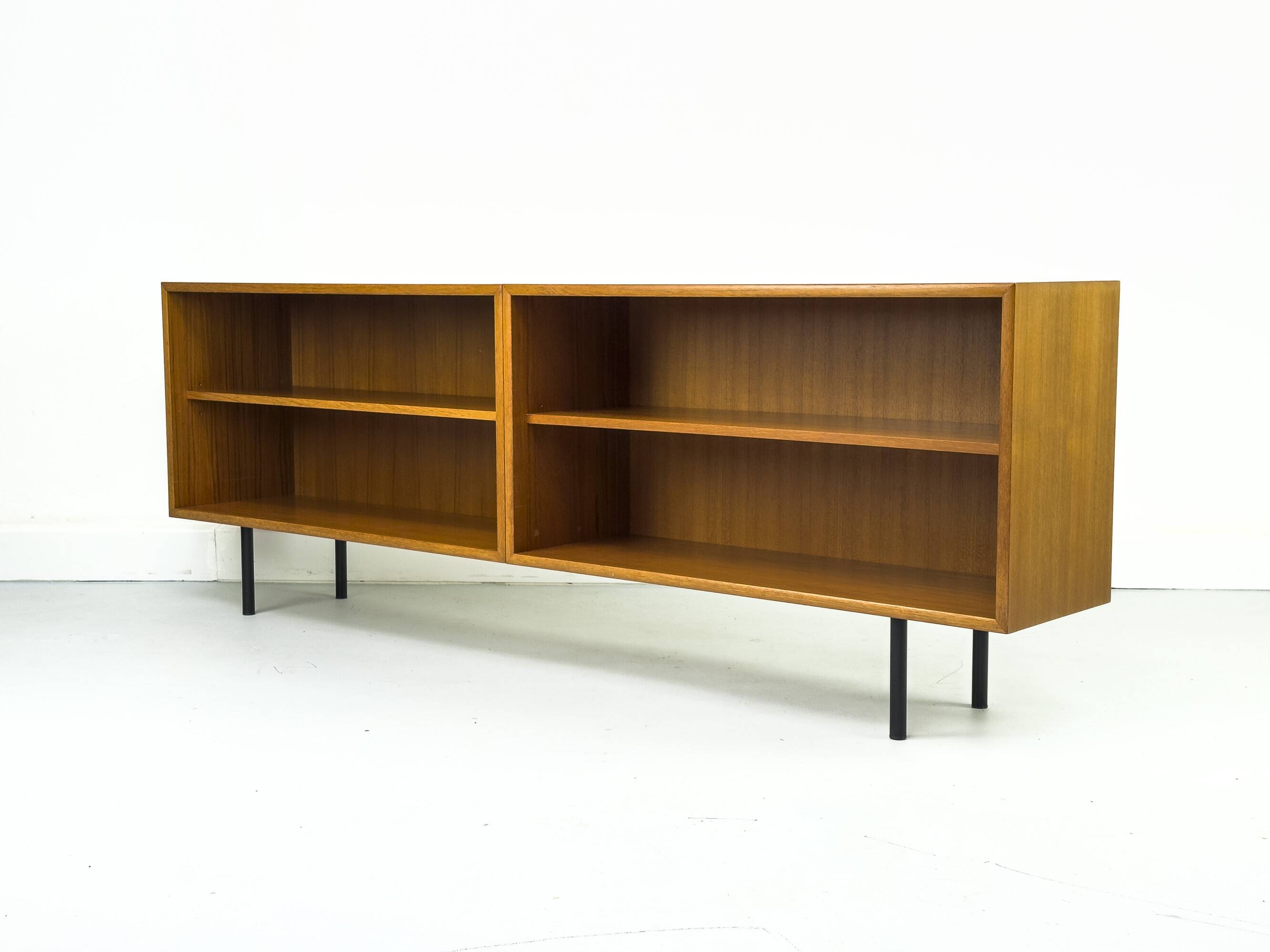 Buffet bas en teck de WK Möbel, 1960s