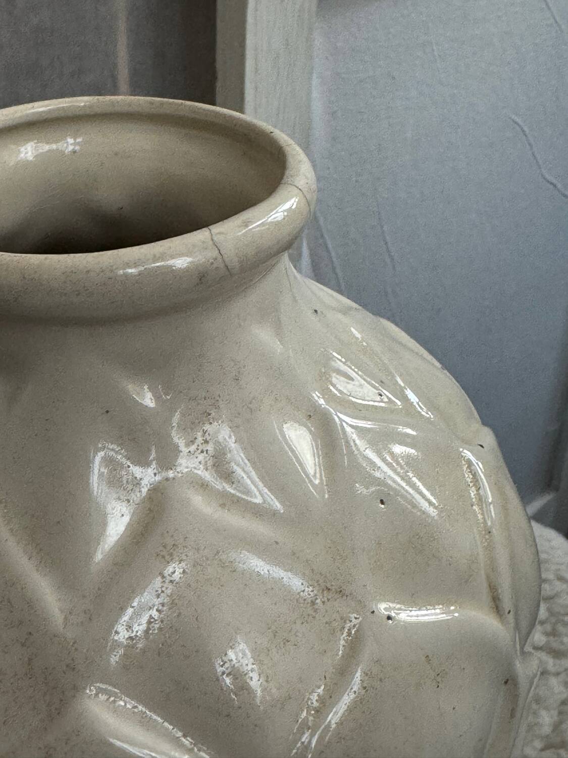 Saint-Clément artichoke vase