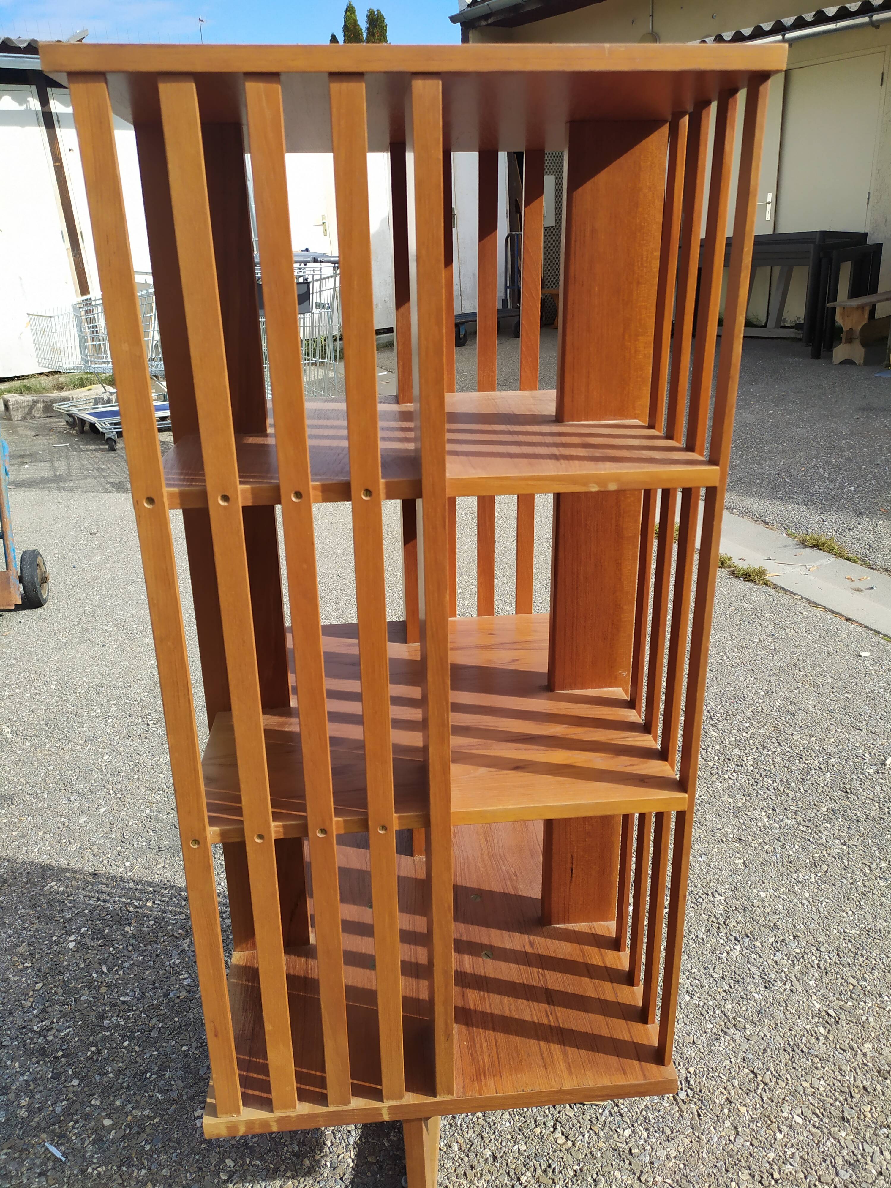 Revolving column furniture - 60s/70s
