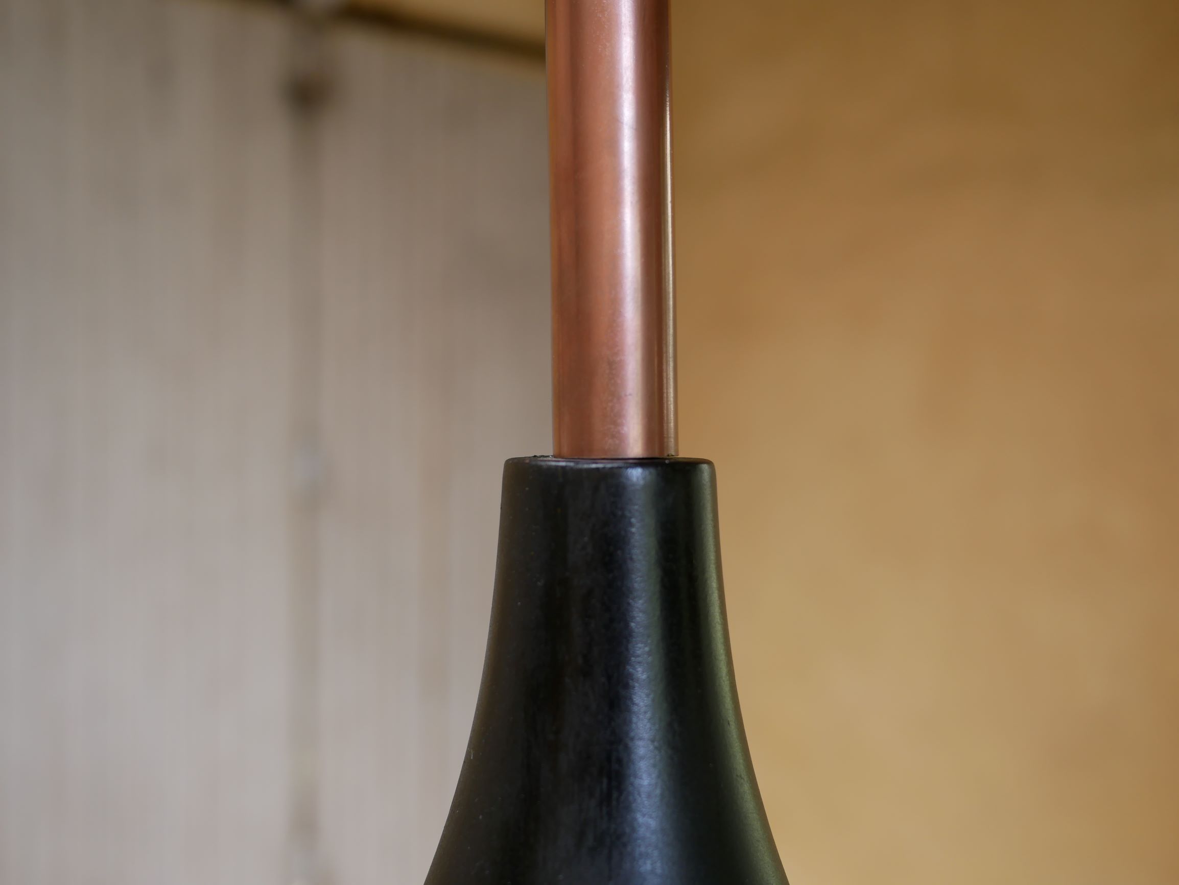 Vintage tulip hanging lamp in black metal and copper