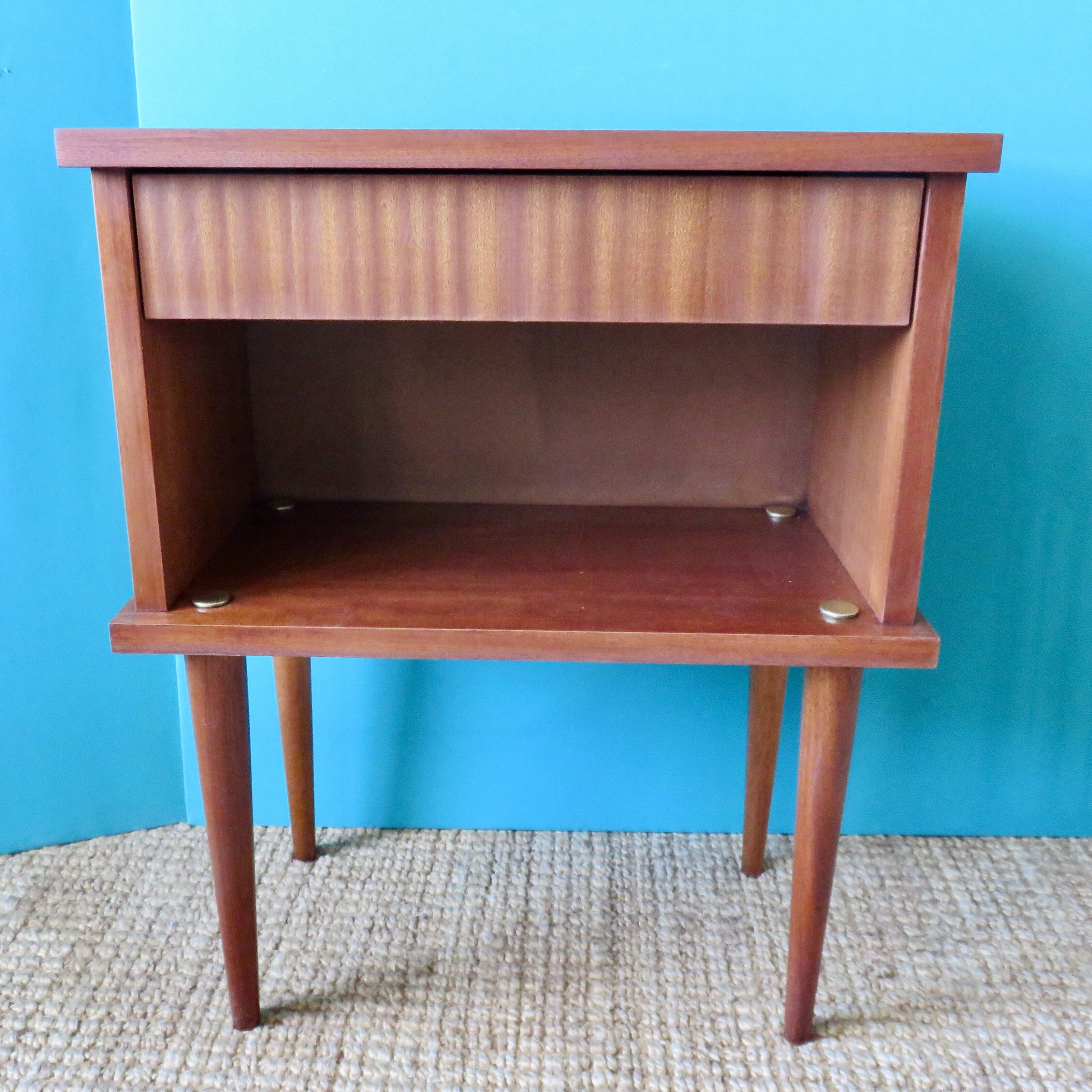 Table de chevet vintage France 1950