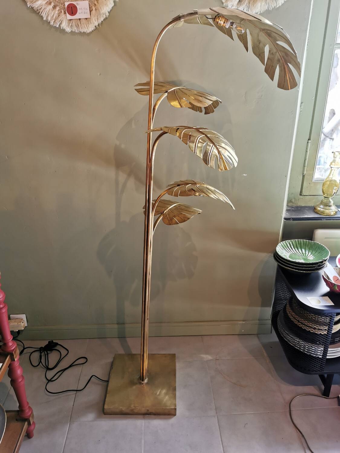Solid brass plant-shaped floor lamp