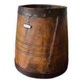 Atypical wooden planter