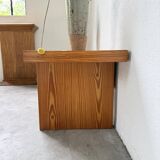 Meuble d’appoint bas style Perriand