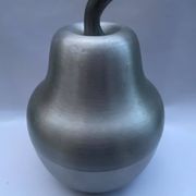 Vintage 1970s pear-shaped ice cube tray bucket