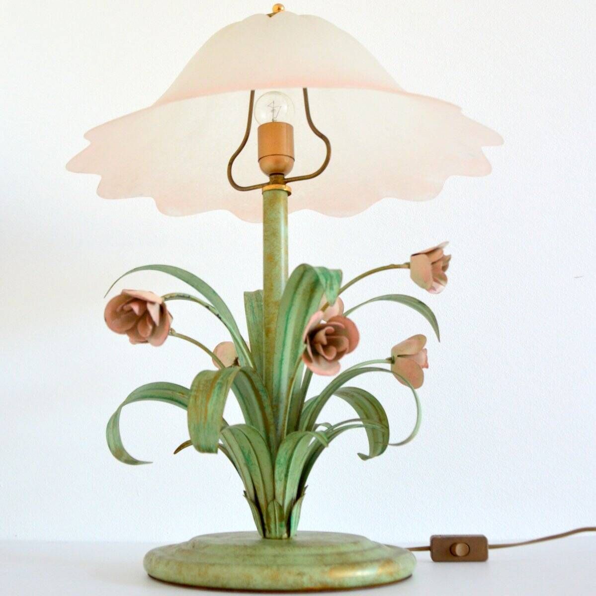 Lampe de table bouquet de fleurs / Roses fer forgé 1960 vintage