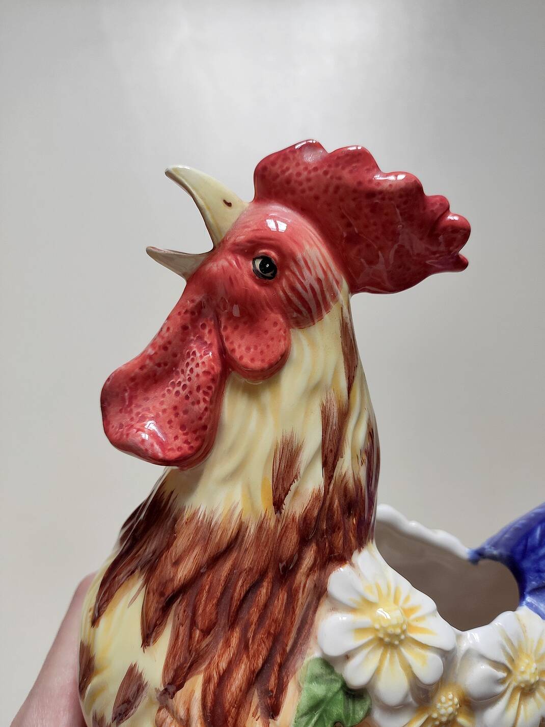 Cockerel slip pitcher