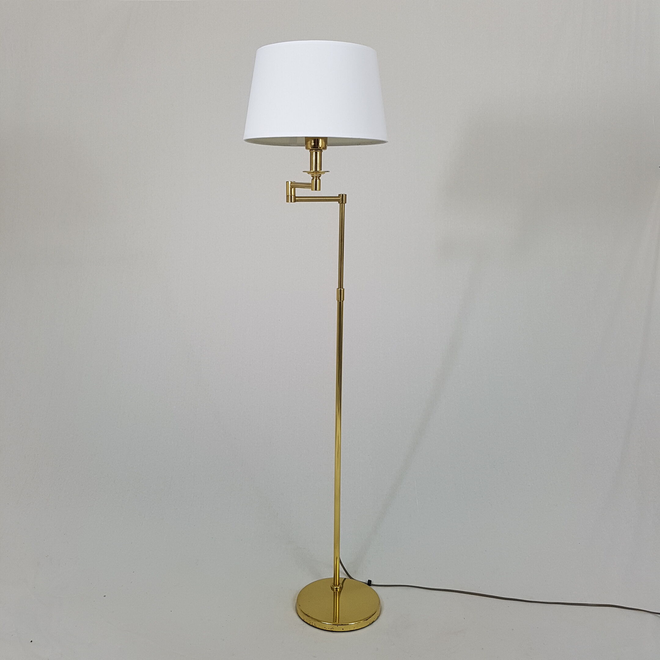 Articulated floor lamp light vintage brass gold Deknudt
