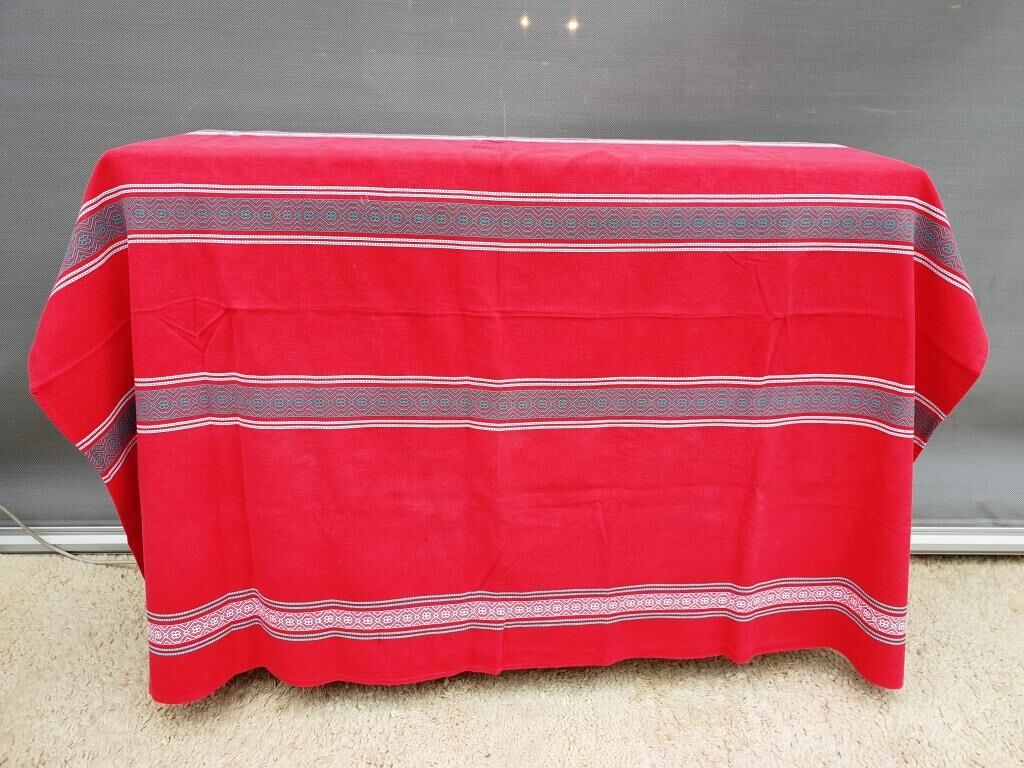 Vintage vermilion Basque tablecloth 180X130