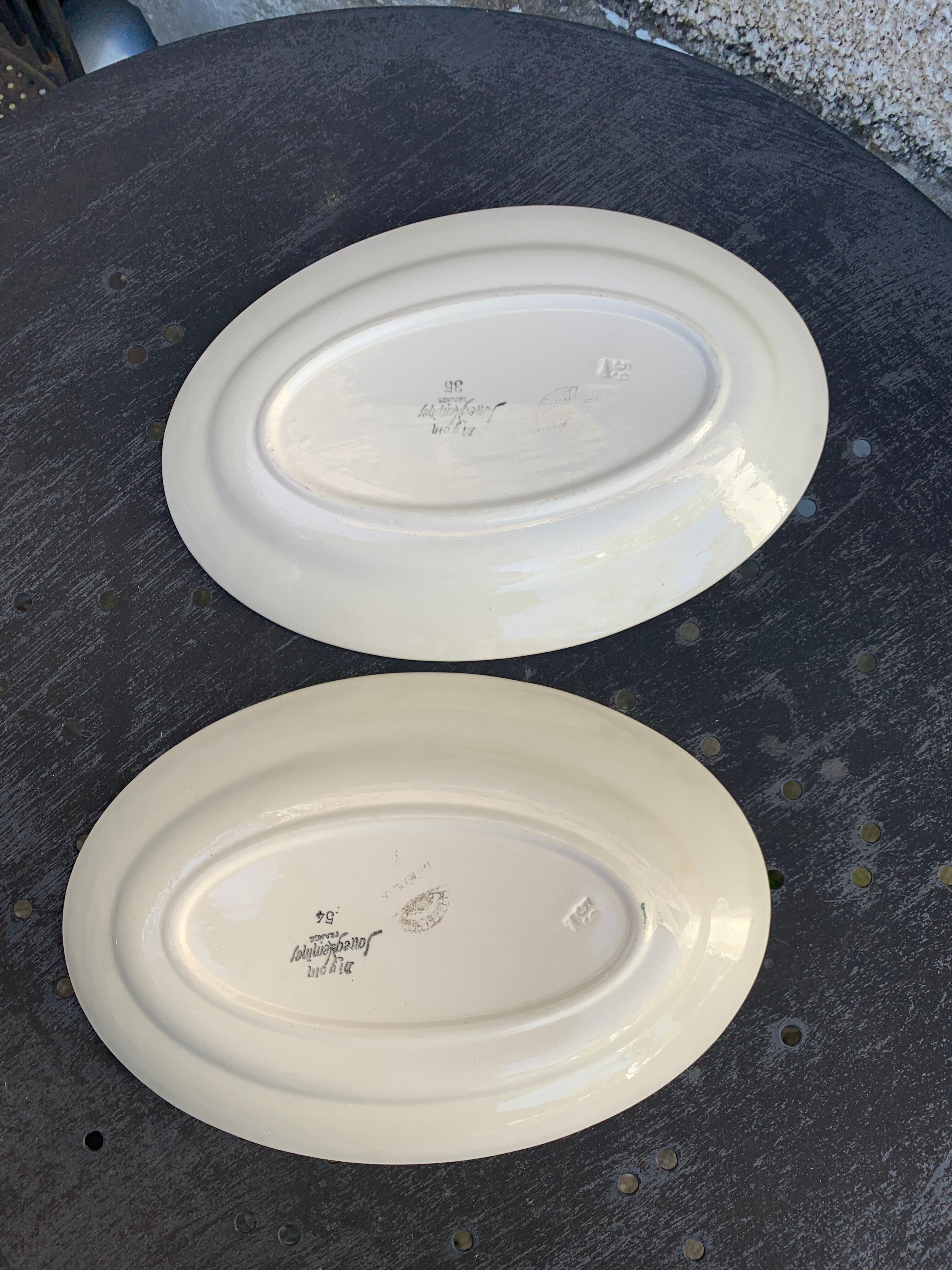 Set of two serving dishes Digoin and Sarreguemines