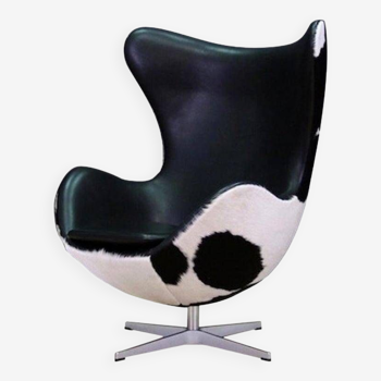 Arne jacobsen the egg chair cow leather