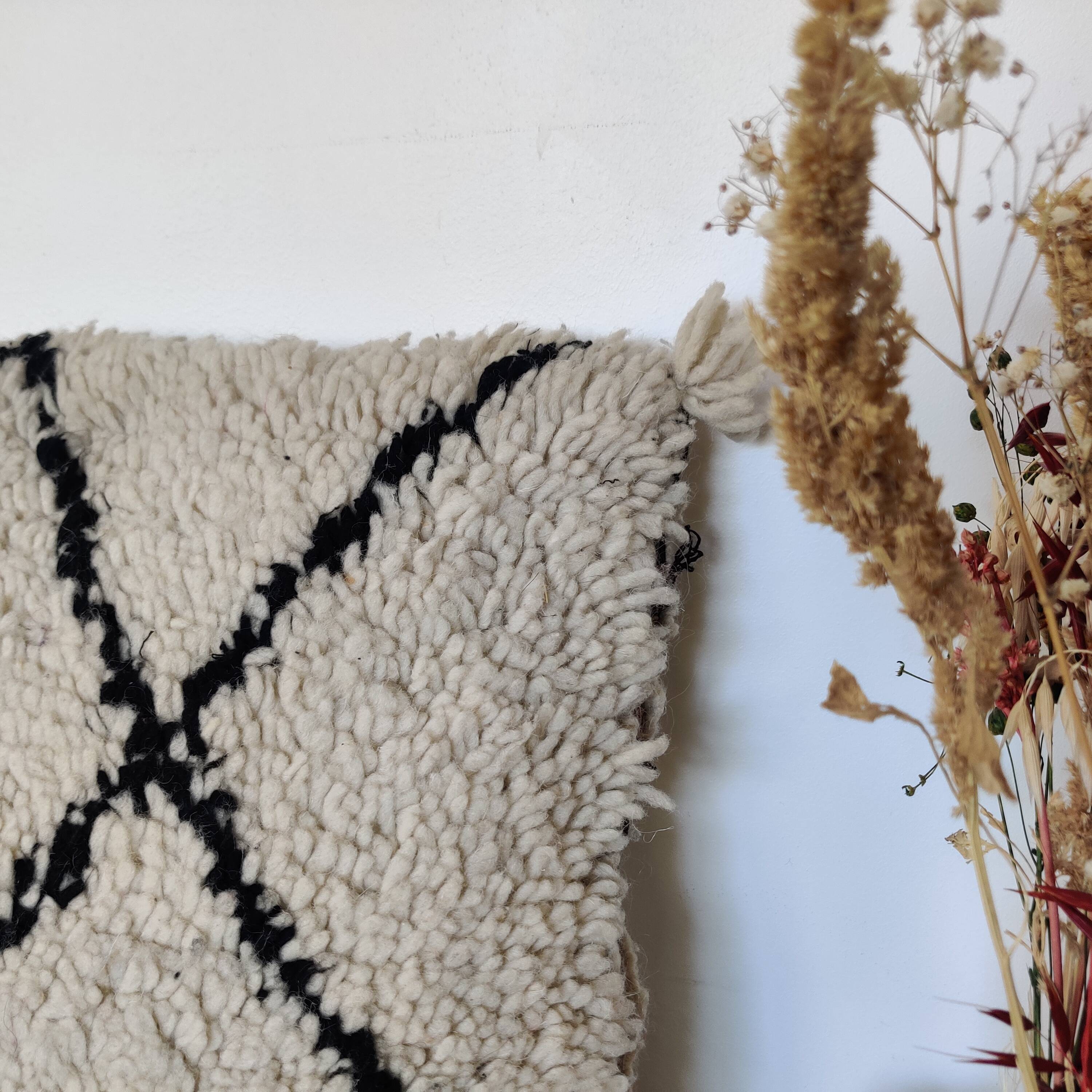 Berber Béni Ouarain diamond cushion