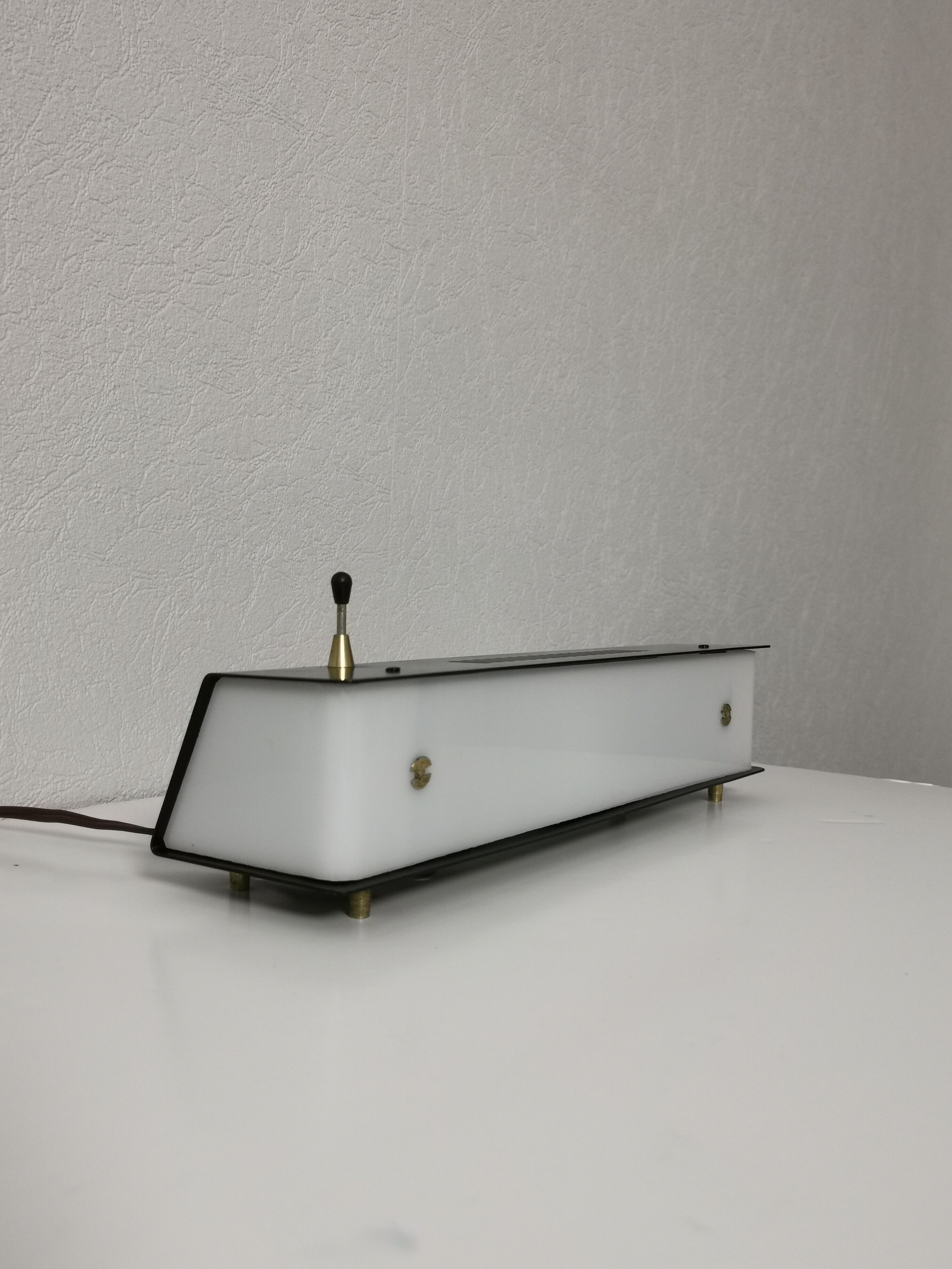 Arlus House metal plexiglass horizontal lamp, France, 1960