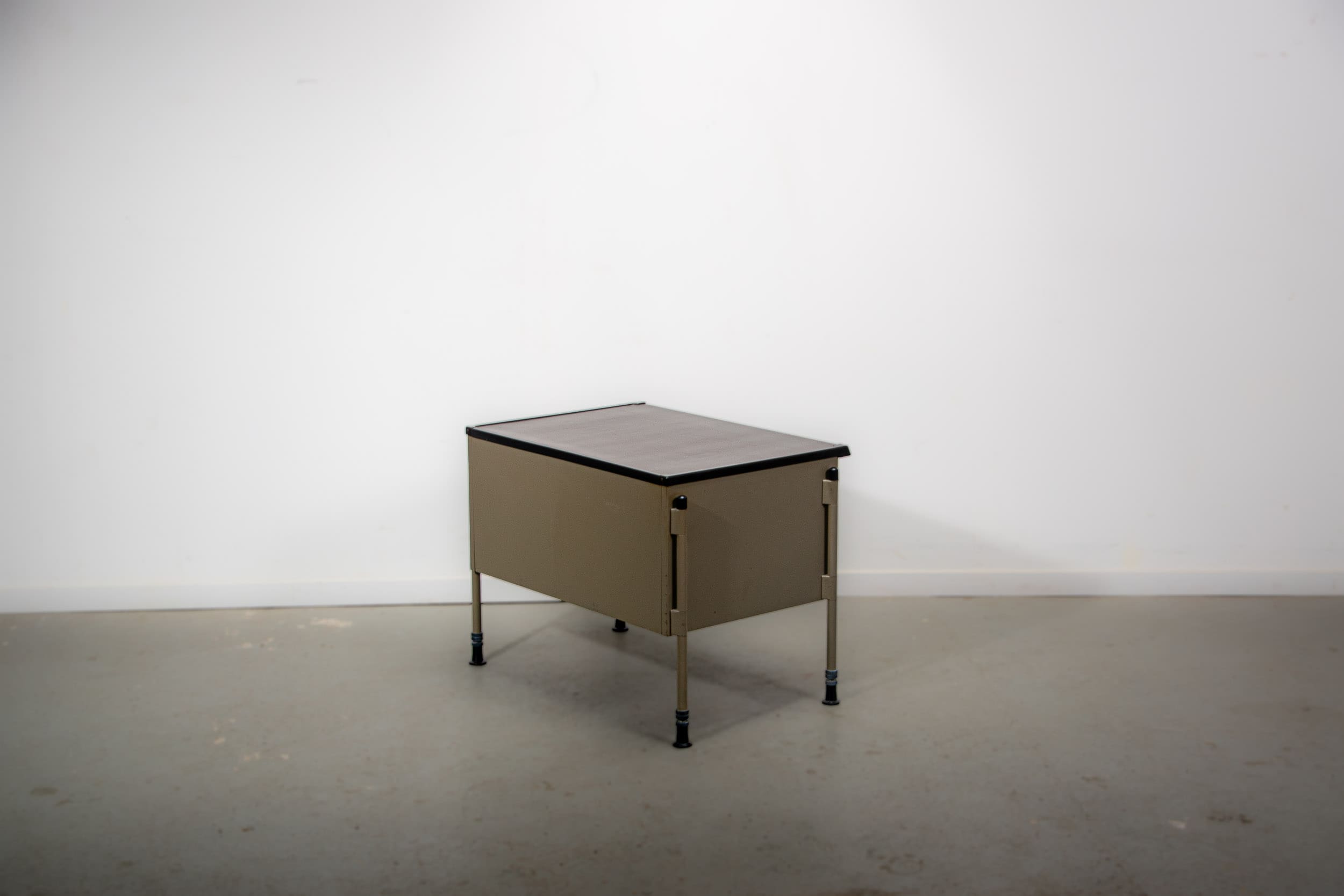 Spazio series storage cabinet by Studio BBPR for Olivetti. Circa 1960