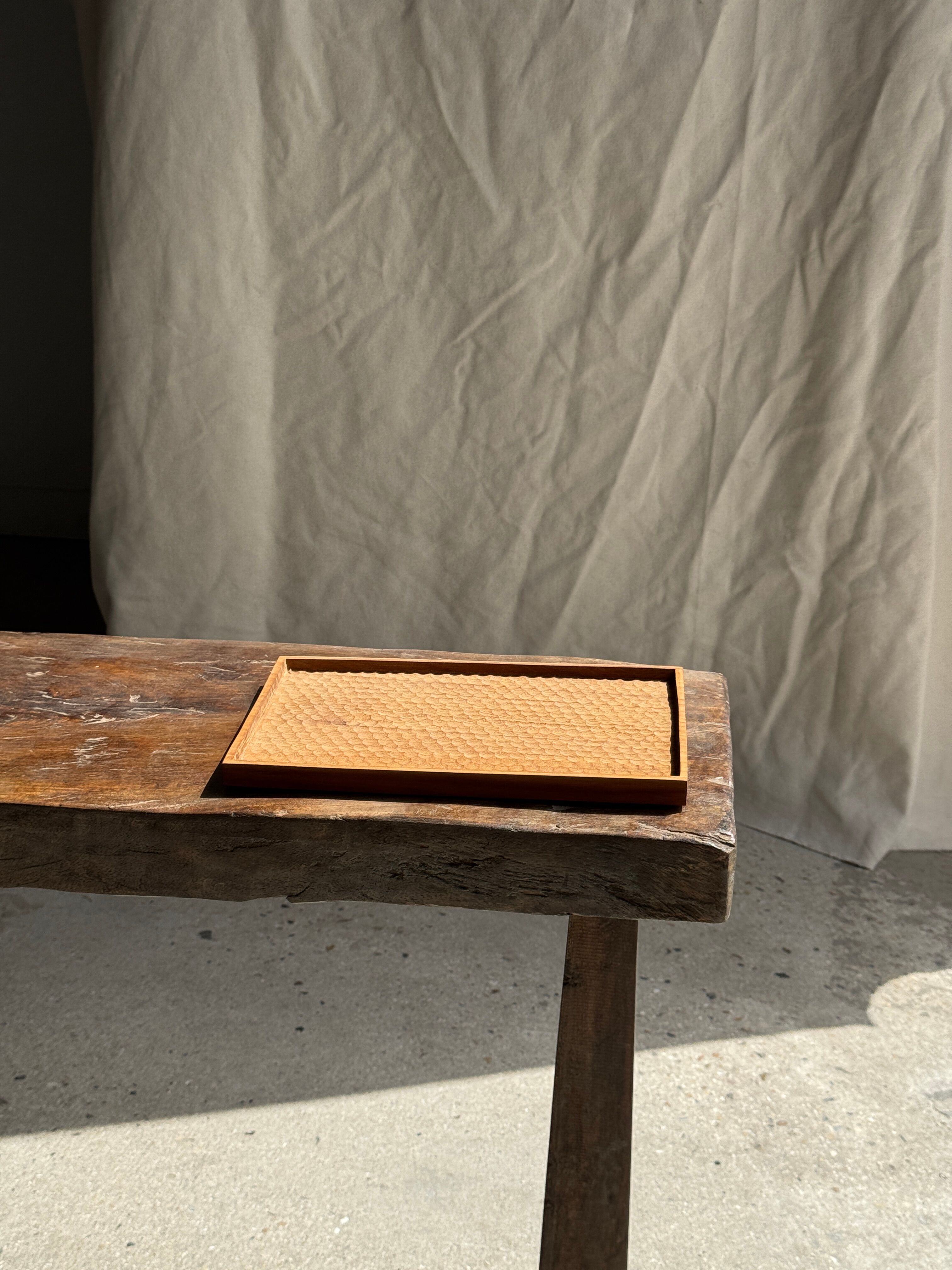 Rectangular solid teak plateau with carved edges 27x18.