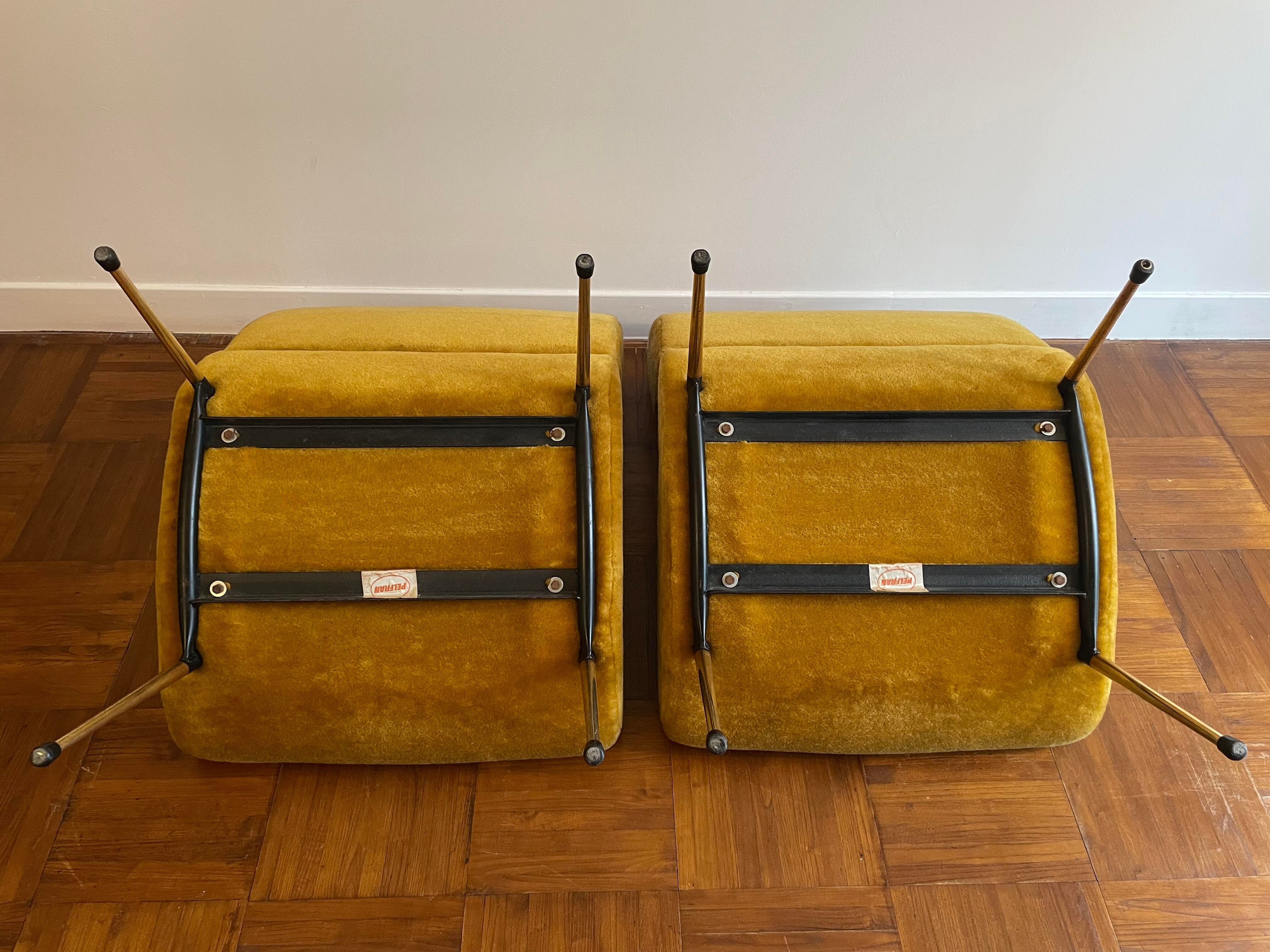 Pair of armchairs Kiss Pelfran 1960