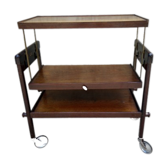 Table serves with removable tray mechanism year 50