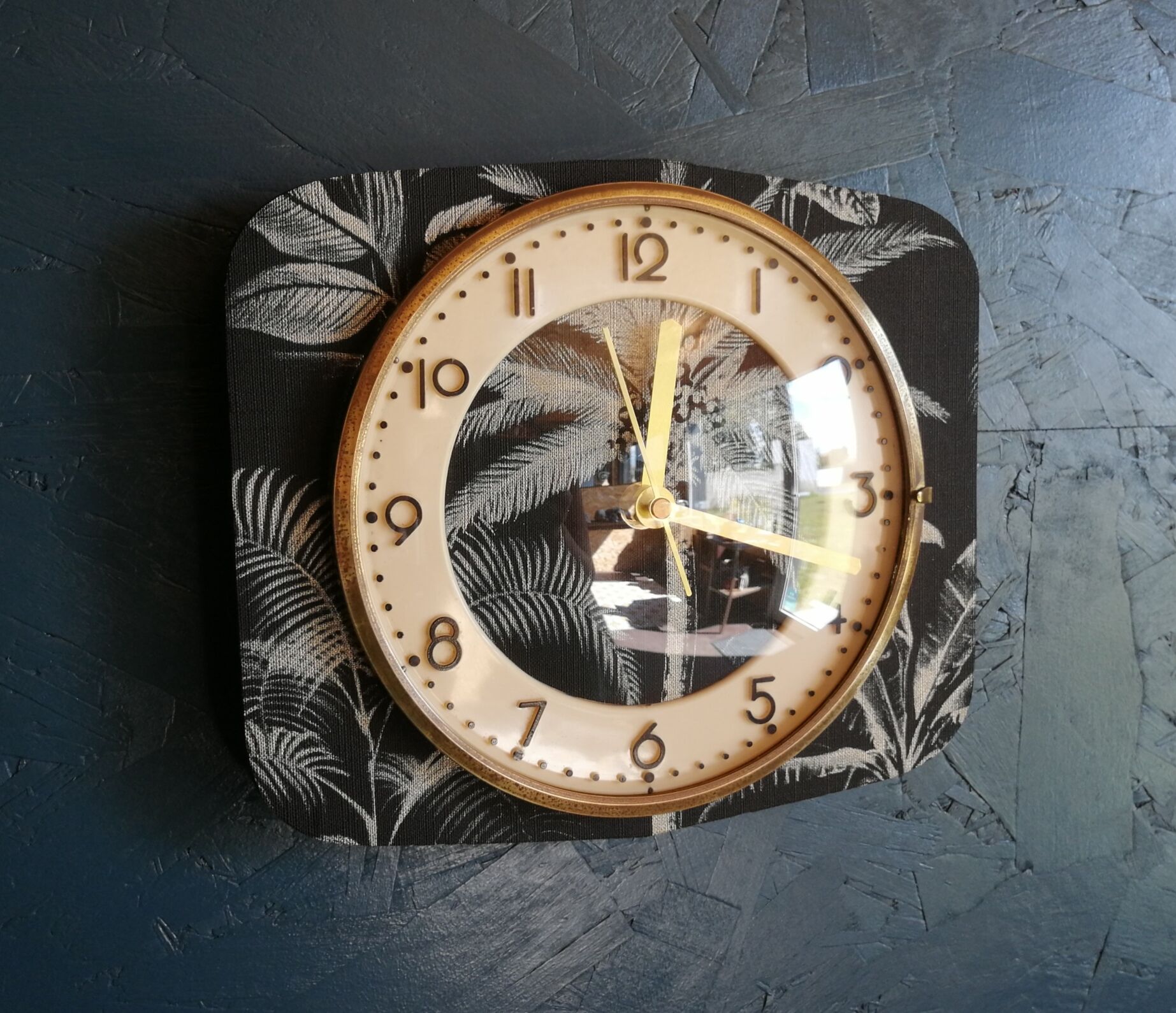 Vintage clock rectangular silent wall clock "palm tree"
