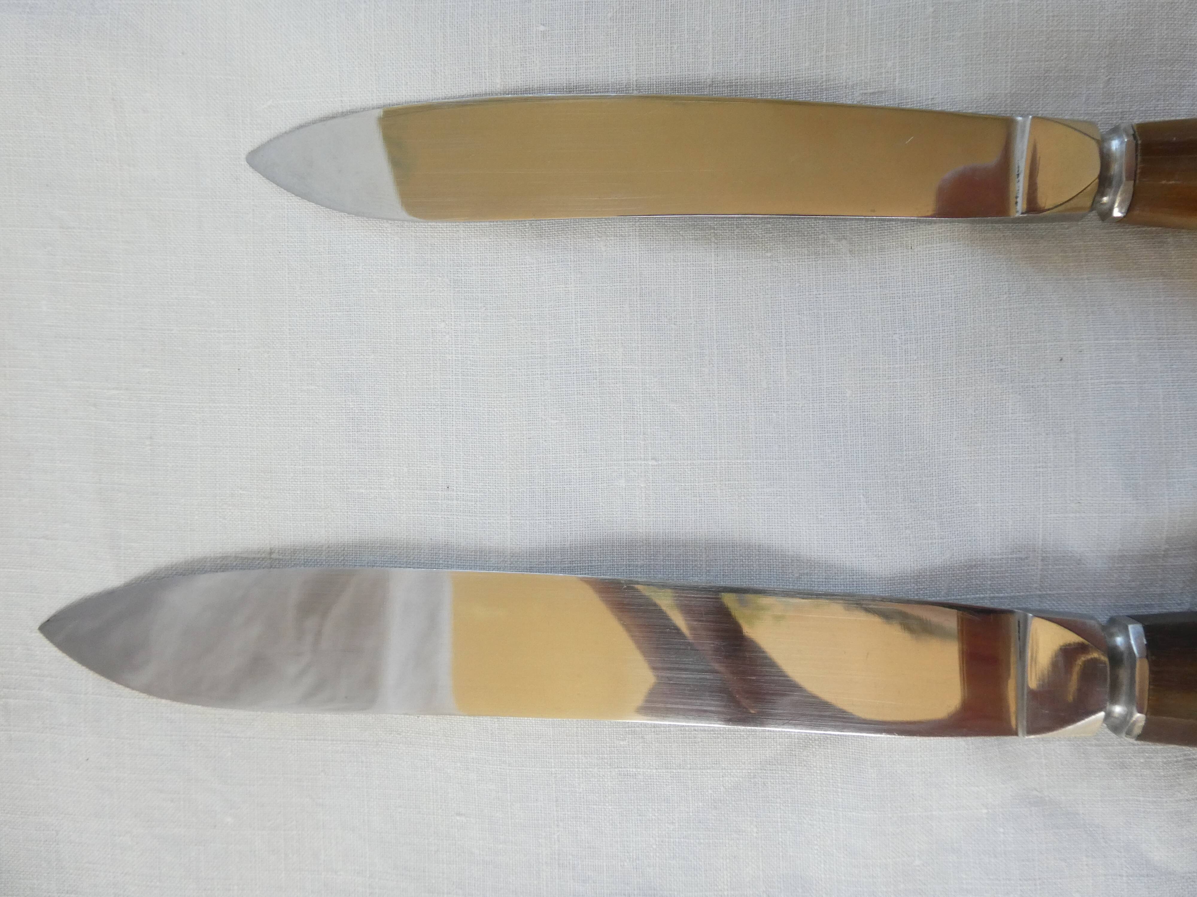 Art Deco horn walking knife set (2 knives, 12 large and 12 small)