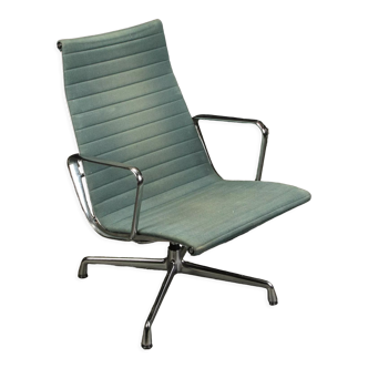 Chaise de bureau en aluminium Charles & Ray Eames