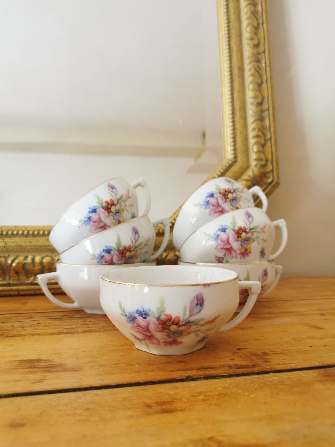 Vintage flower mugs