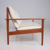 Bench "PJ 56/3" by Grete Jalk