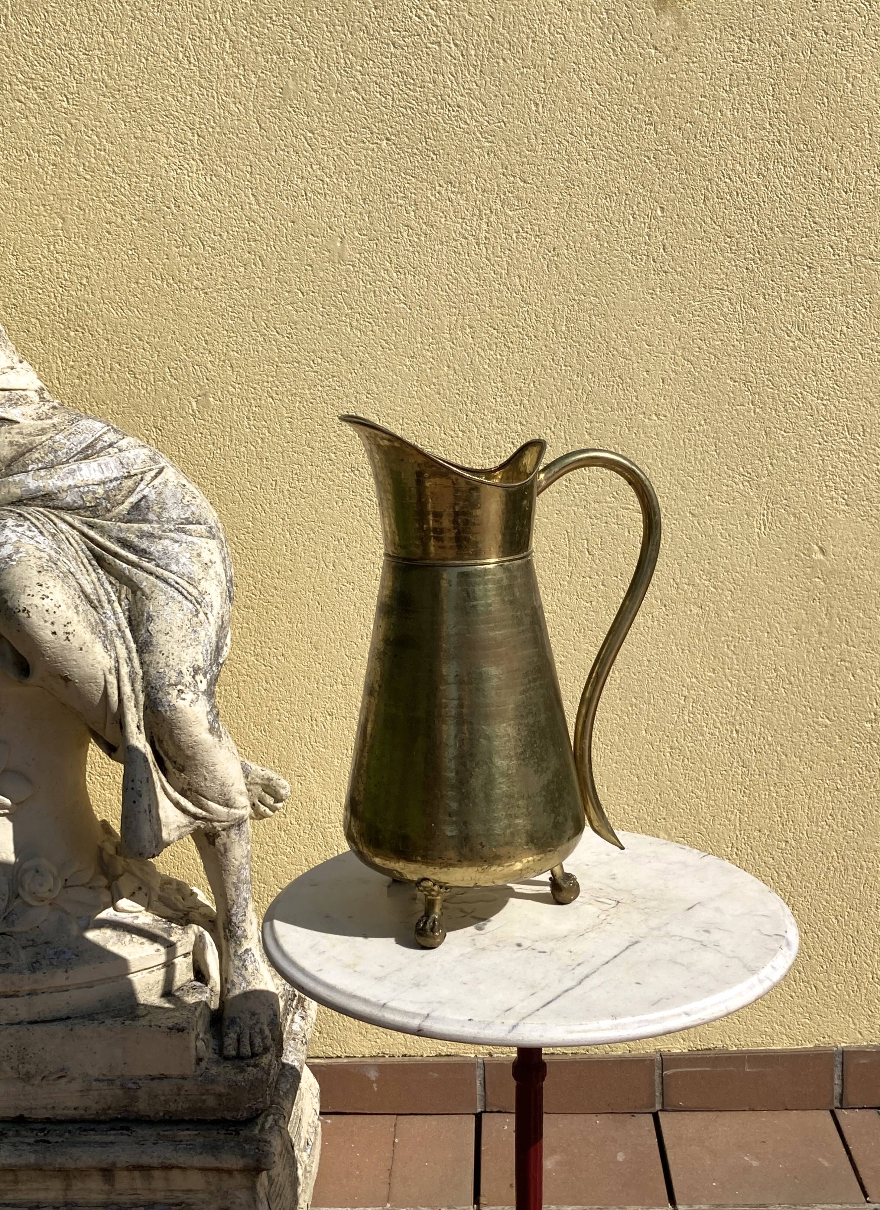 Vintage umbrella door