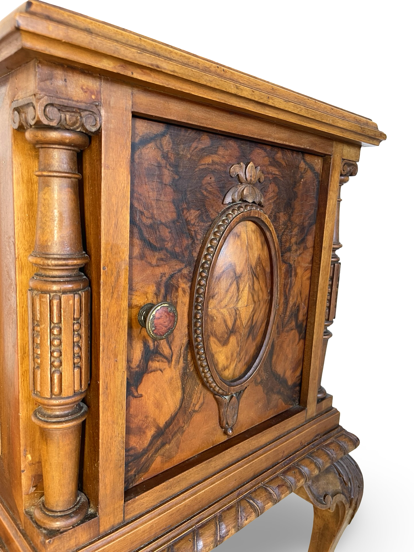 Console in Italian Art Deco from the 1930s/1940s.