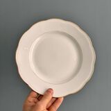 Set of 6 flat plates in white porcelain with gold borders