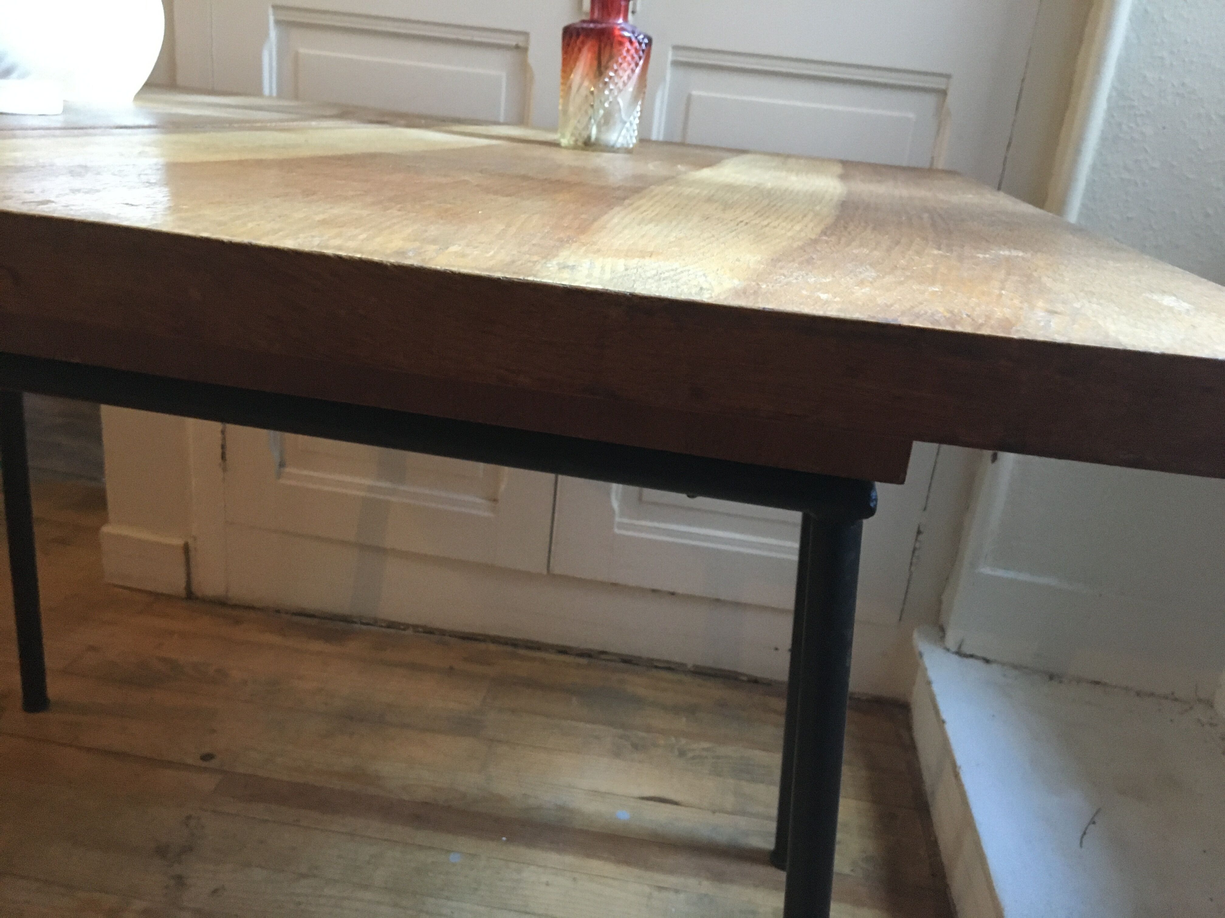 System table from the 1950s