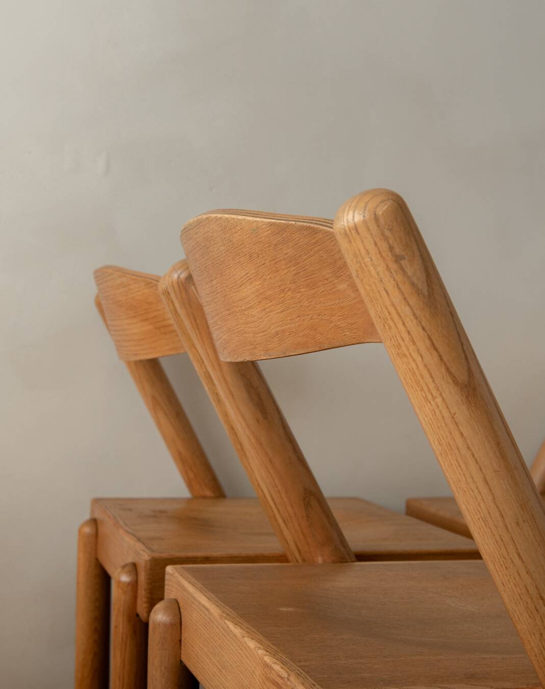 Vintage Italian Iva Dining Chairs Roberto Pamio Renato Toso Stilwood