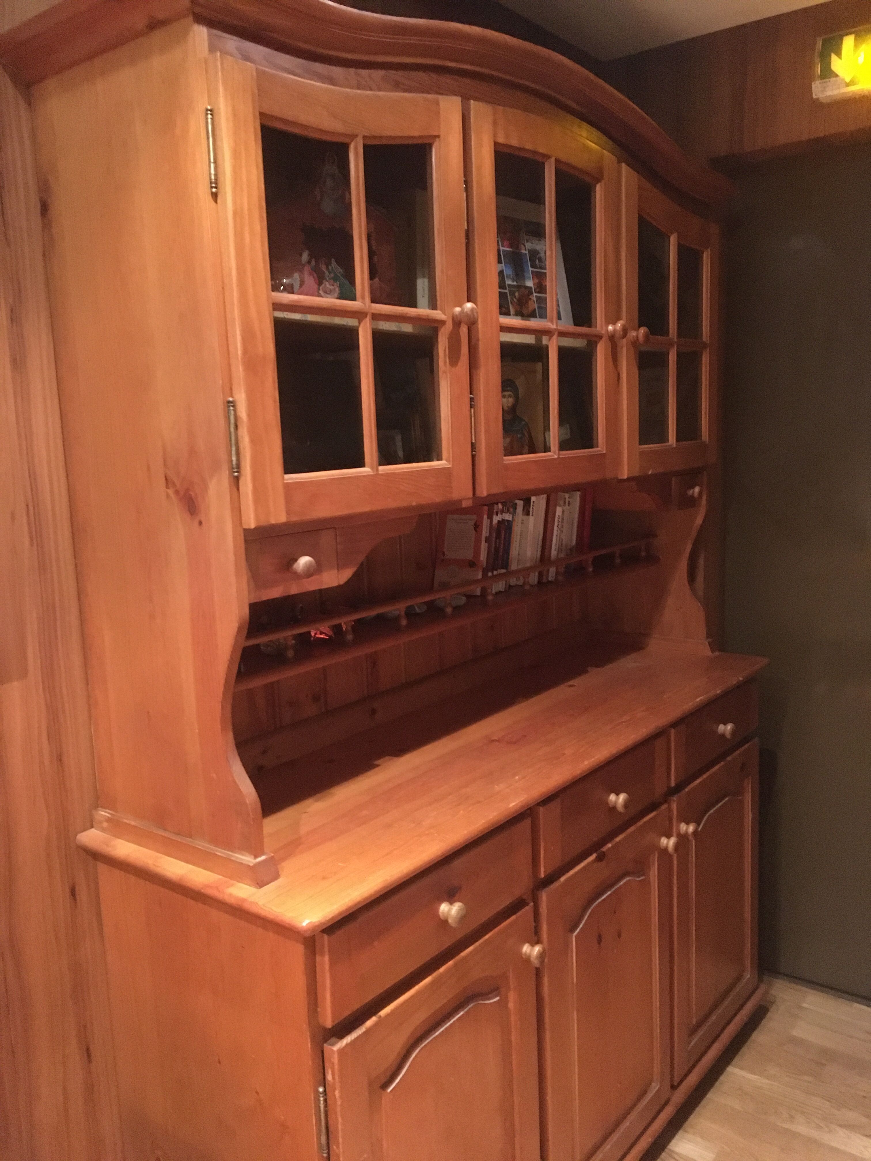 Honey-colored varnished pine vessel