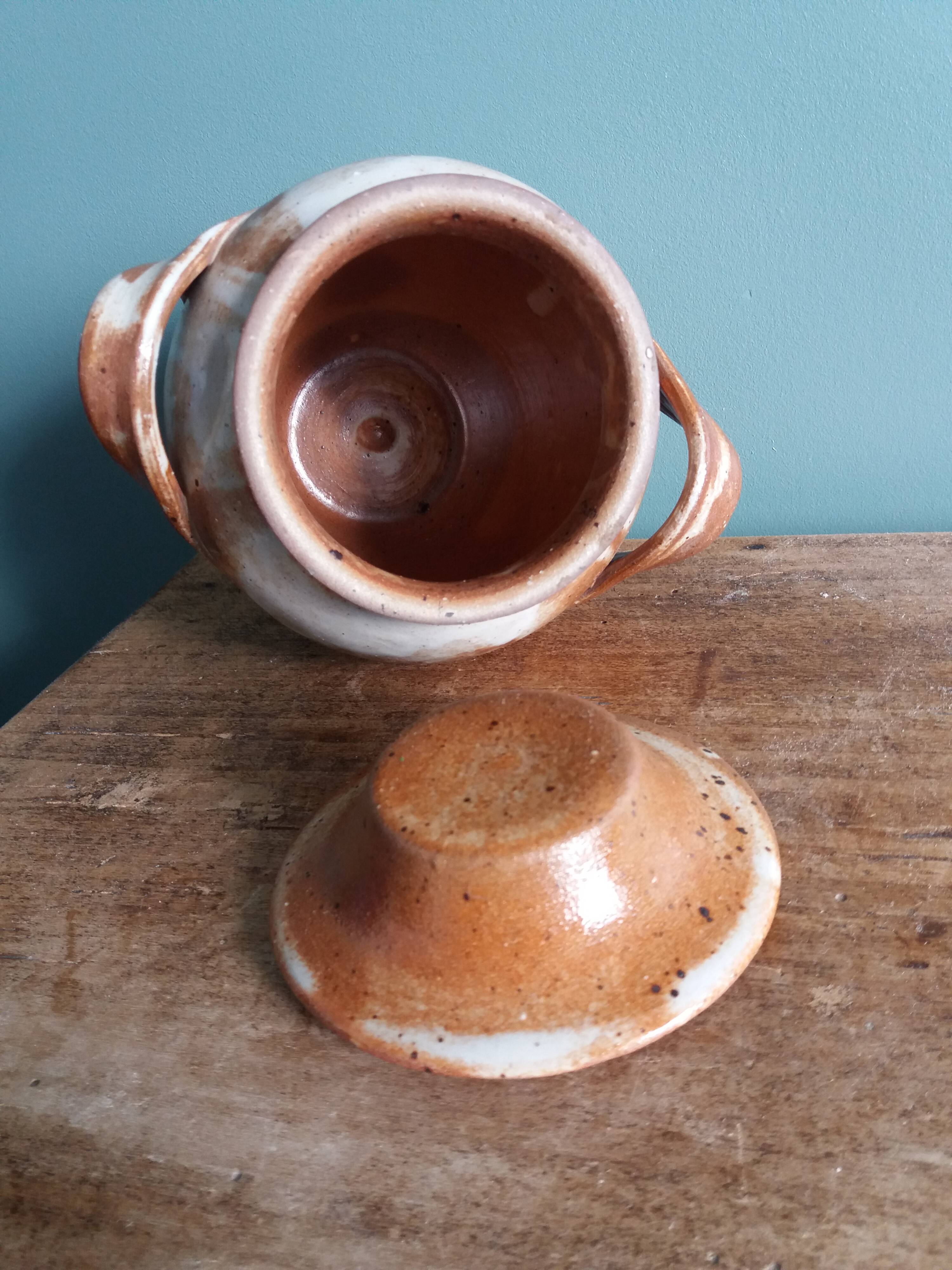 Covered pot condiment pot in Puisaye stoneware