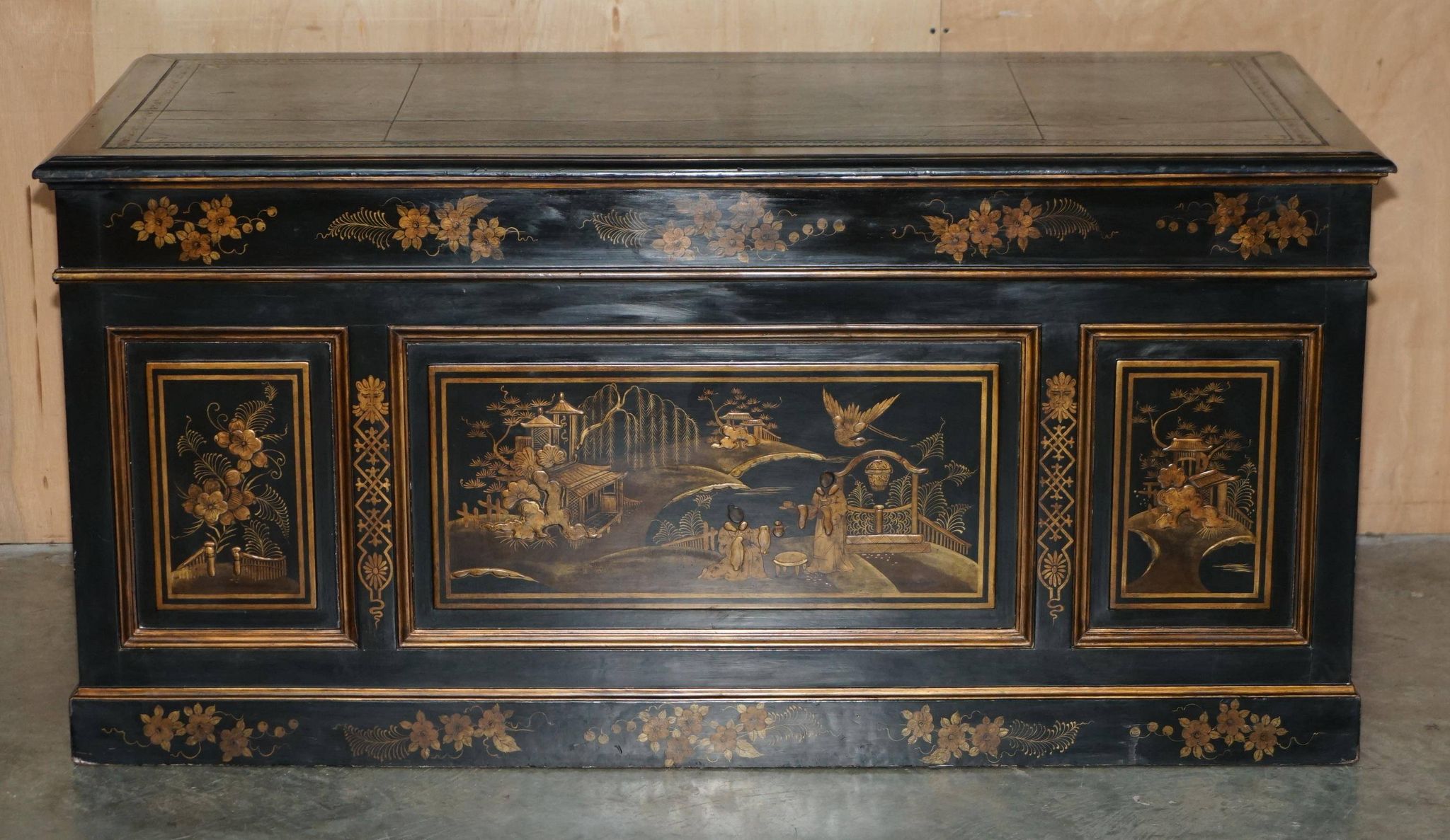 Bureau Chinois Chinoiserie 19ème Siècle Cuir Napoléonien
