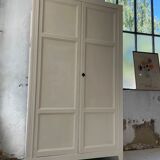 White and green cutter cabinet
