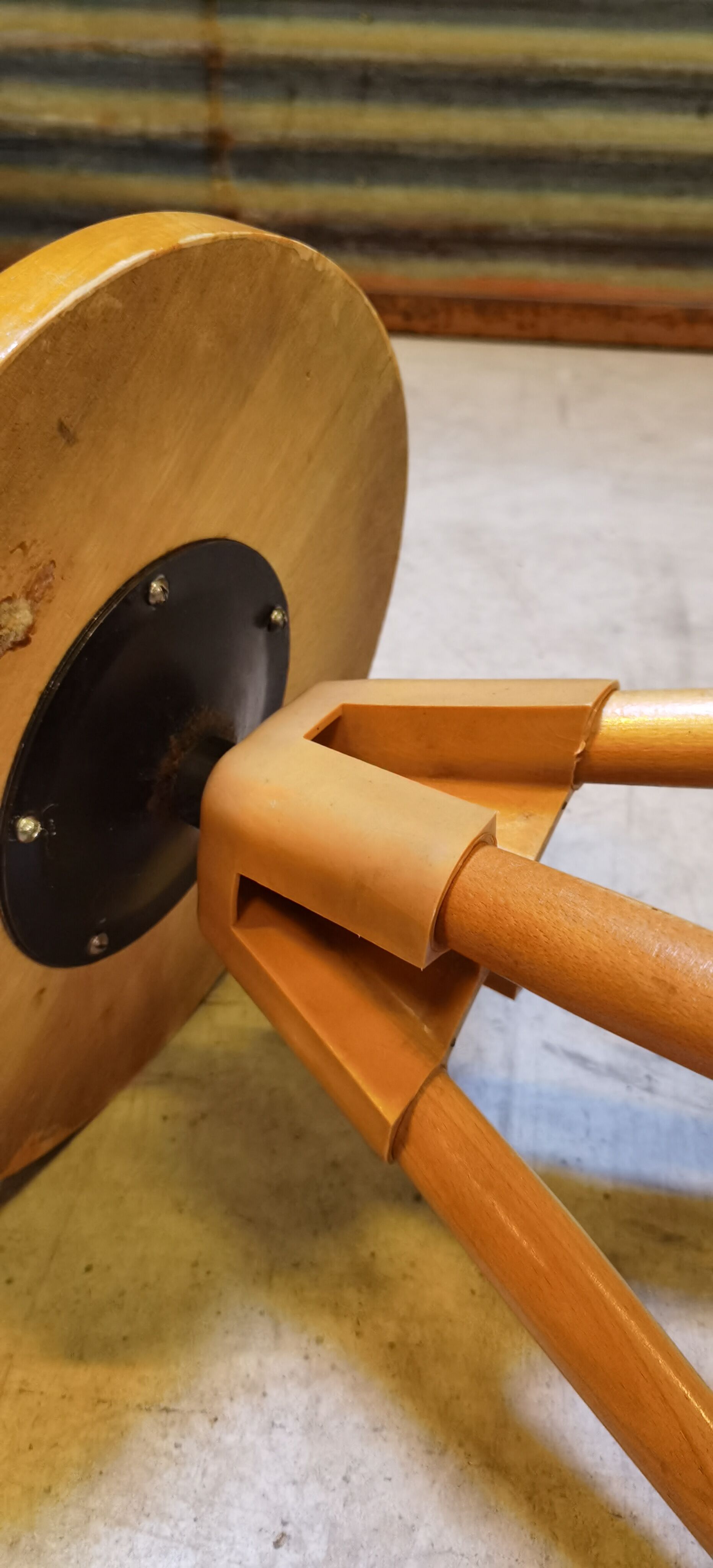 Tabouret de piano à vis reglable République Tchèque Mid-Century modern1960