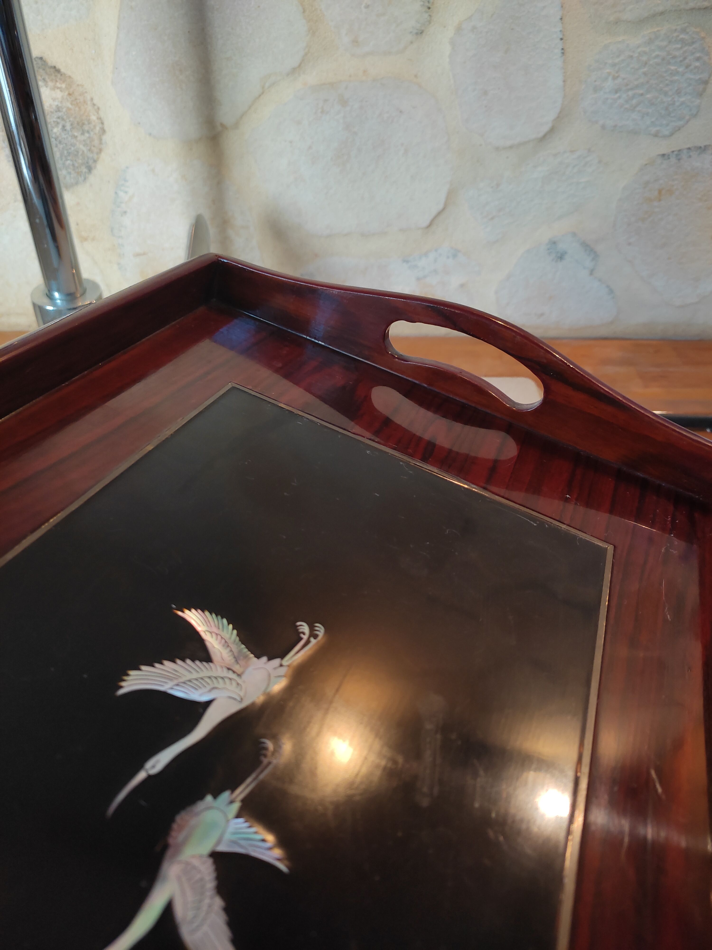 Lacquered mahogany top