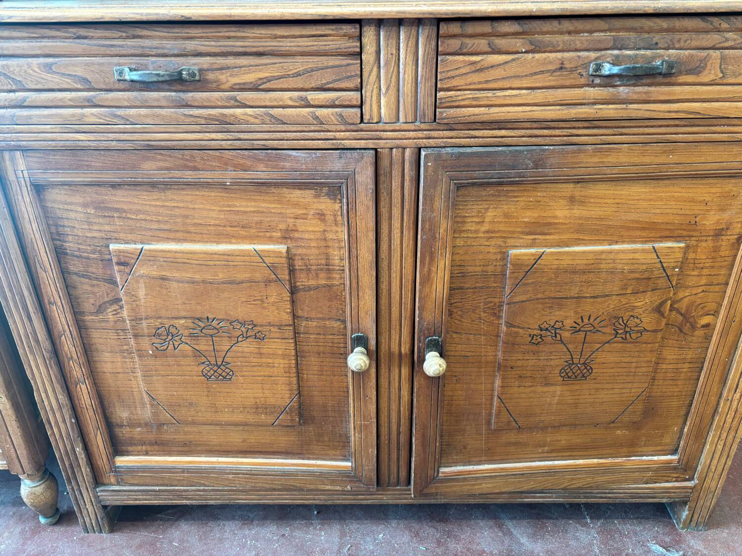 1950s dresser