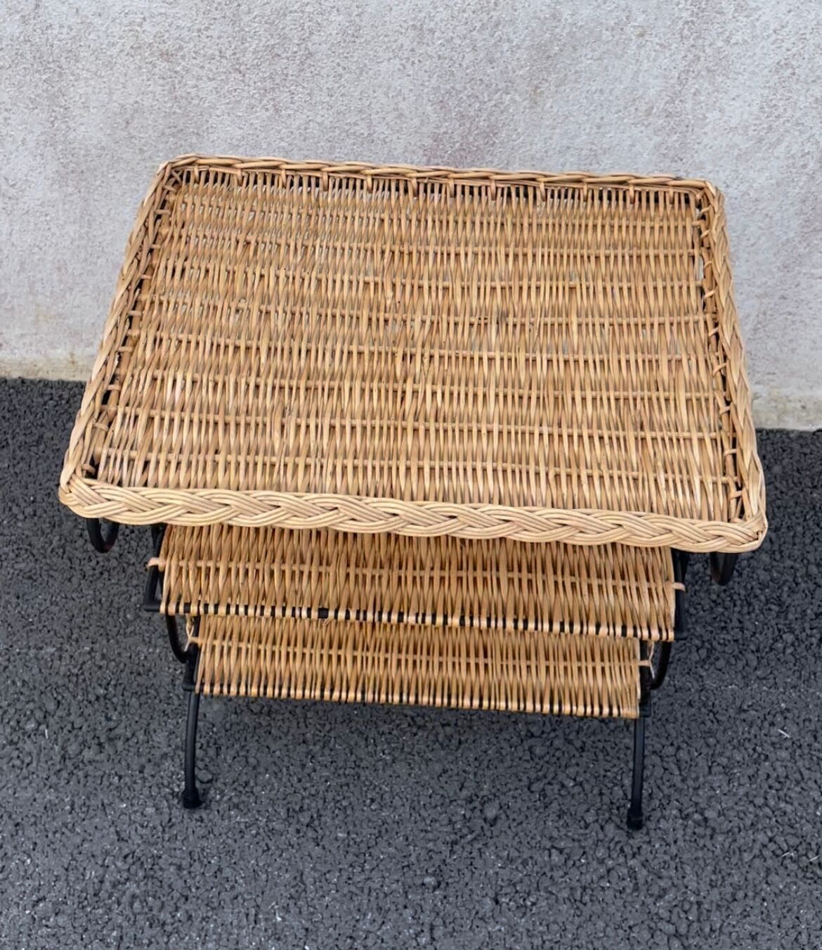 Wicker lyre side table