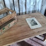Farm table