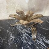 Cendrier fleur en laiton vintage