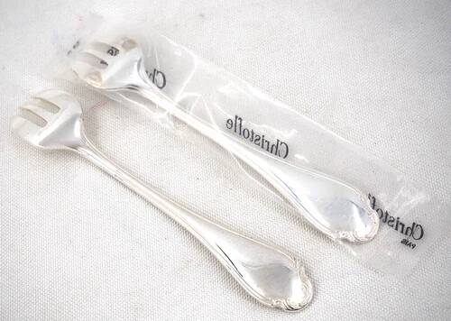 Christofle Pompadour, 12 oyster forks, silver-plated, perfect condition.
