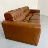 Vintage 1970s De Sede DS-40 camel leather 3-seater sofa.