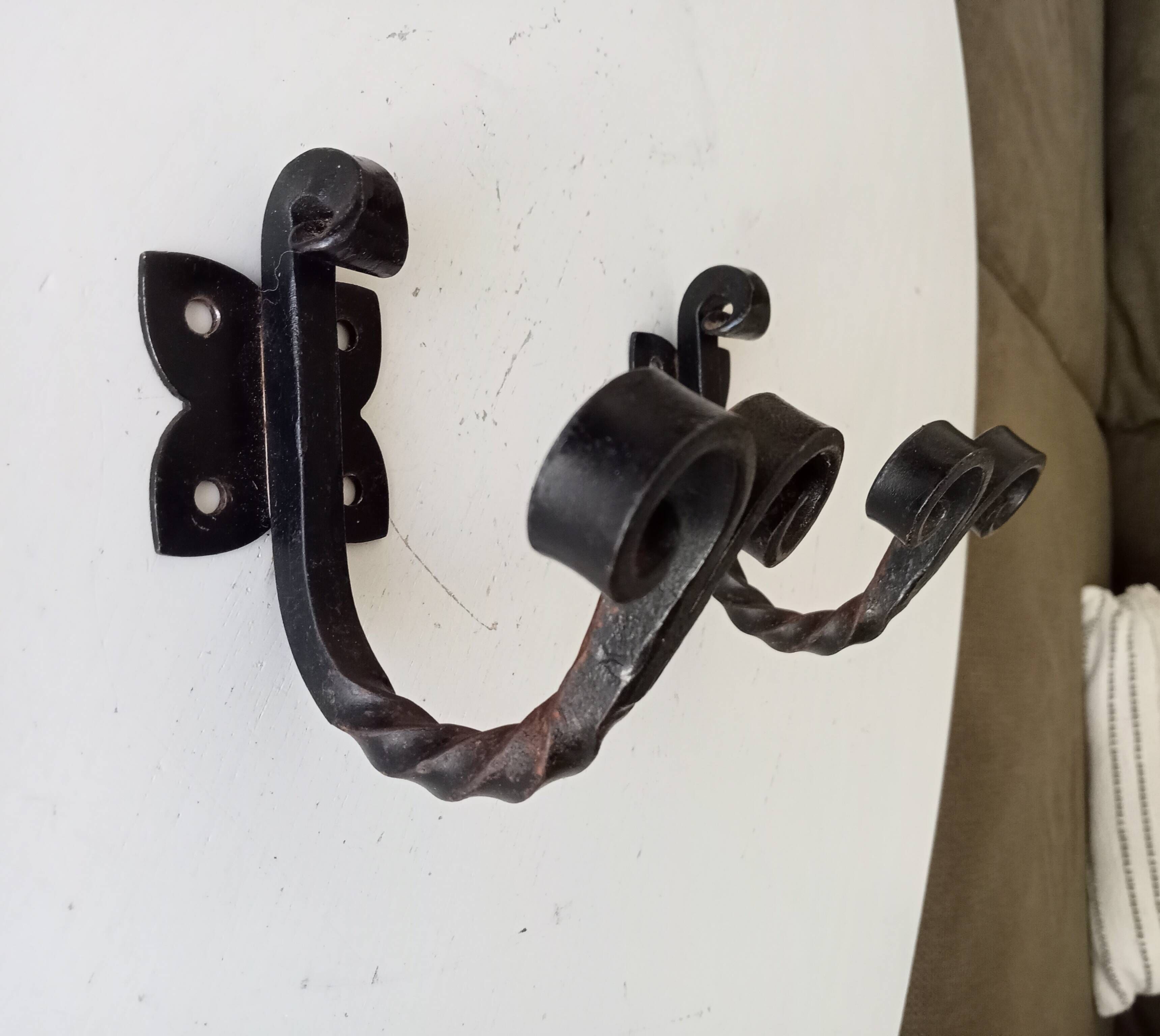 Paire de patère porte manteau mural rustique brutaliste fer forgé