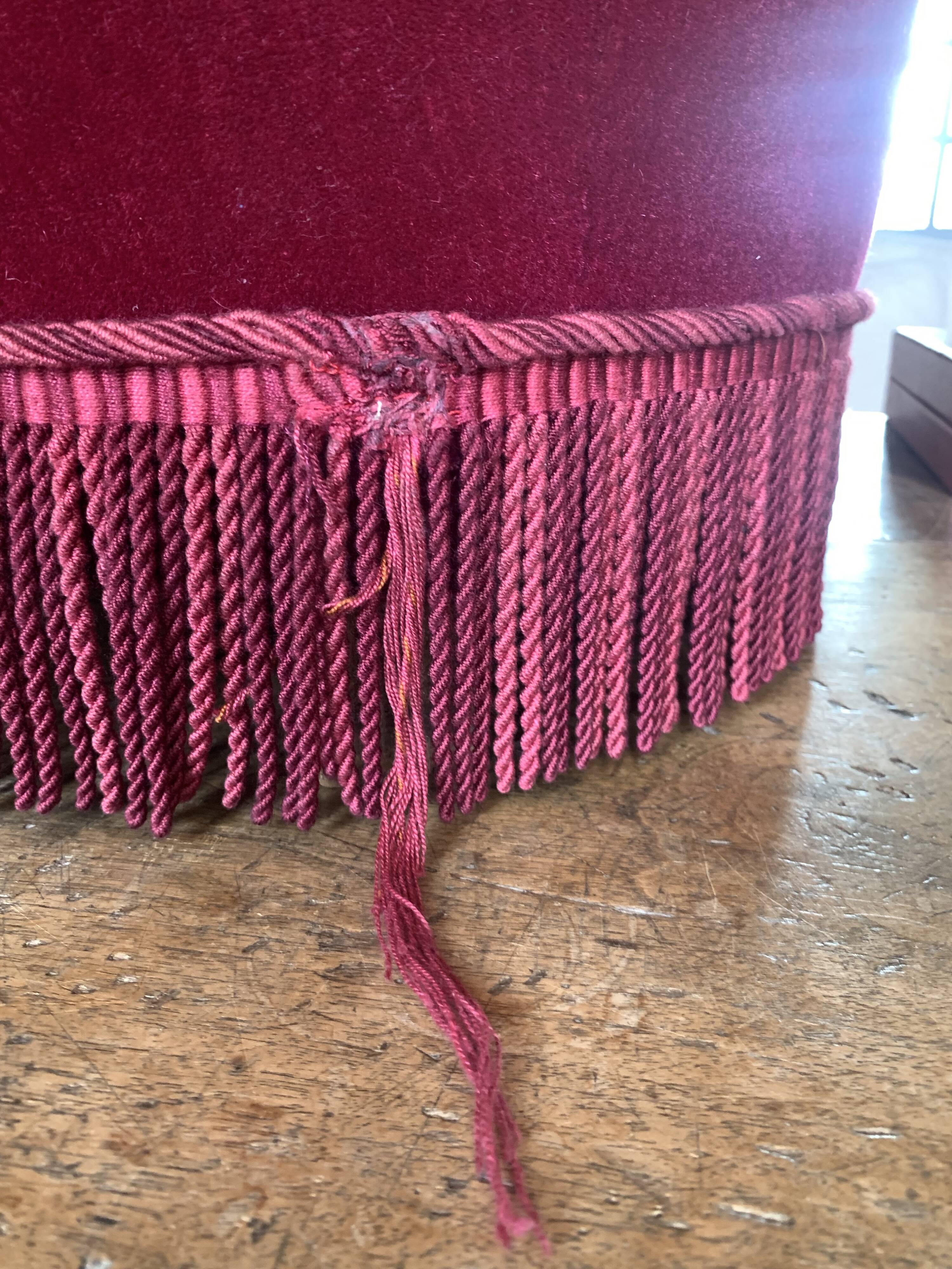 Napoleon III pouf, burgundy velvet.