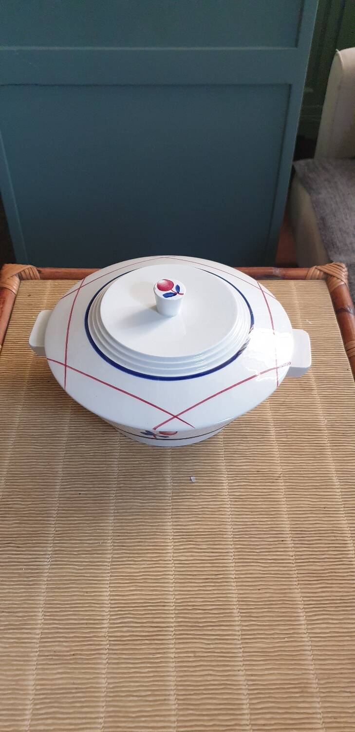Irene de Gien soup tureen